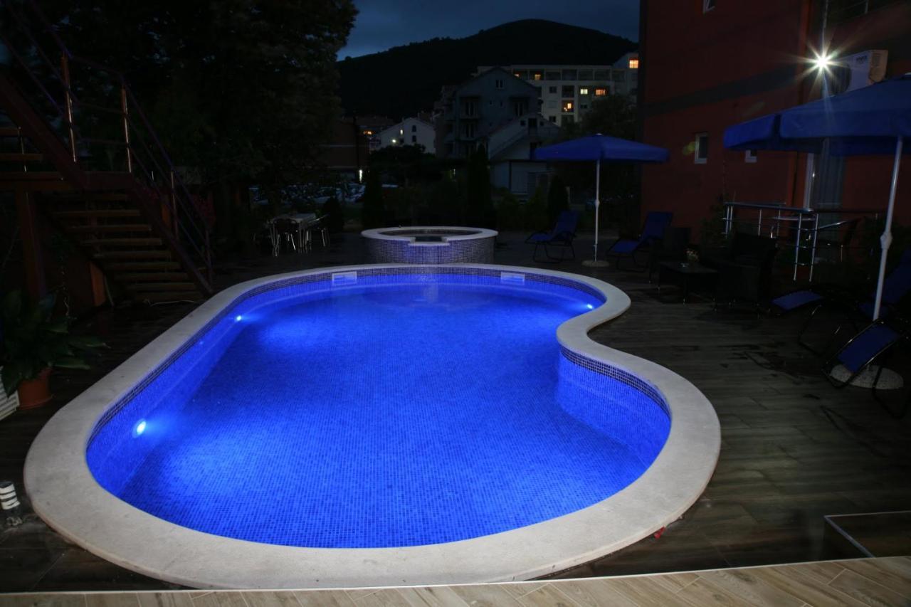 Vilaelenamarko Budva Bagian luar foto