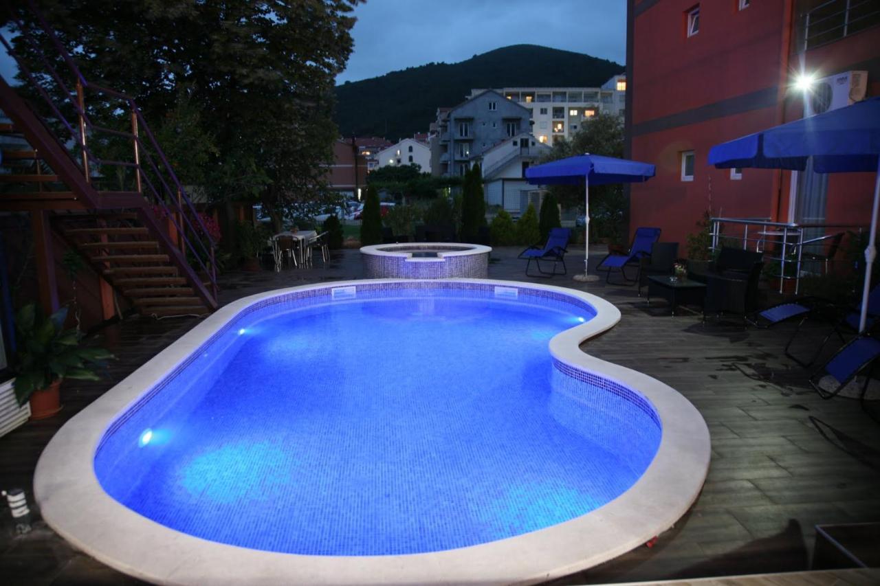 Vilaelenamarko Budva Bagian luar foto